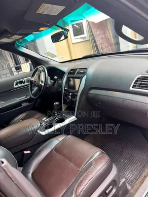 Ford Explorer 2013 Black