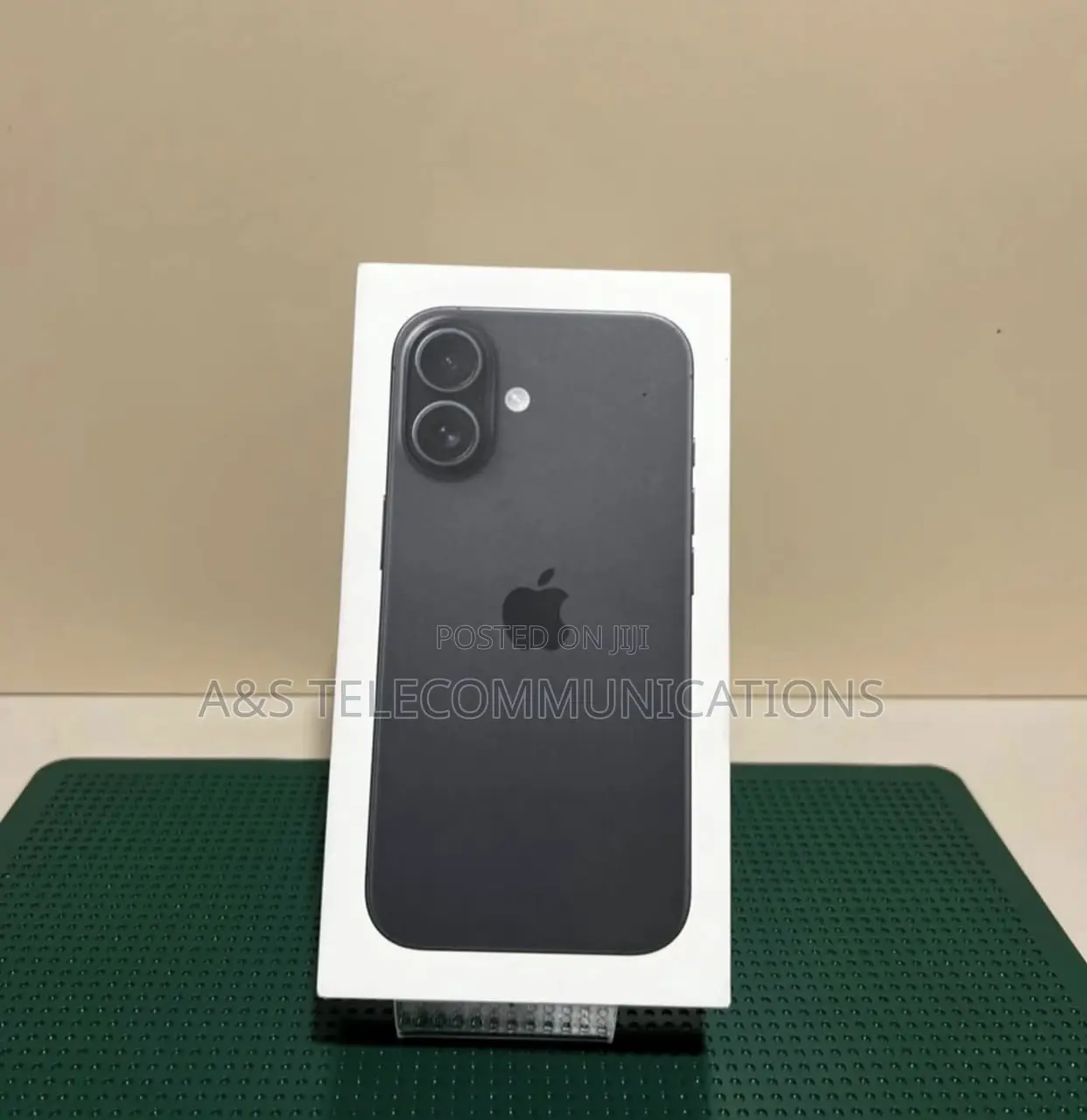 New Apple iPhone 16 256 GB Black