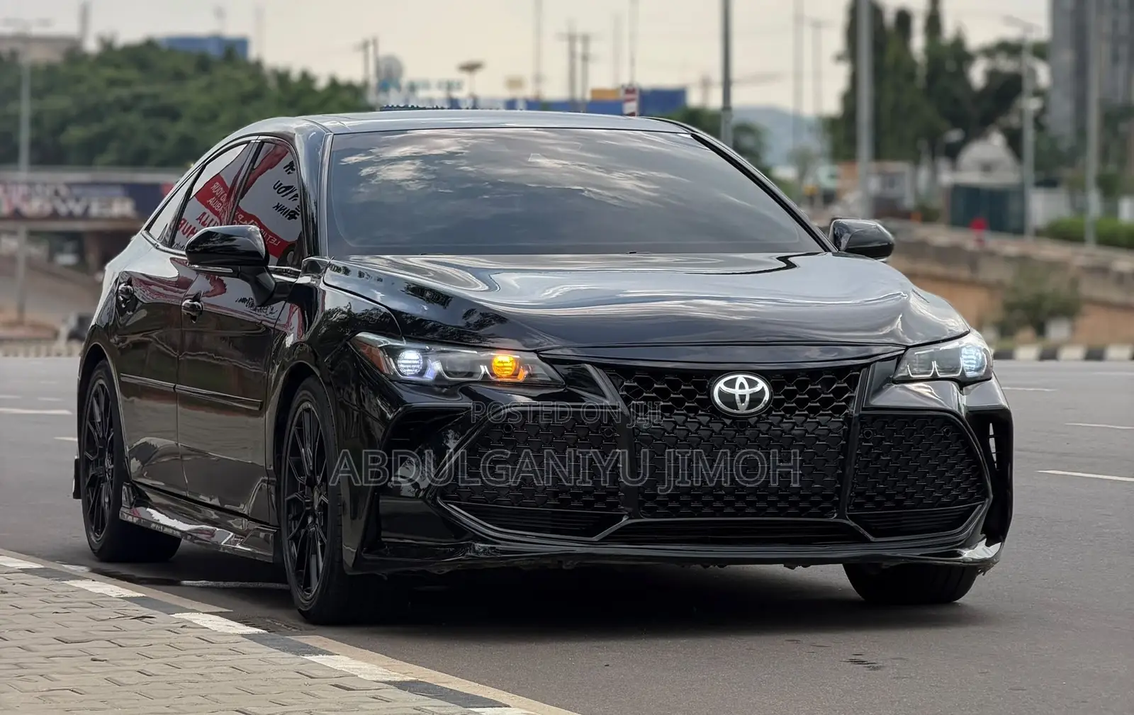 Toyota Avalon 2019 Black