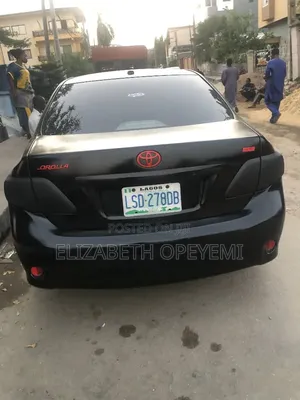 Toyota Corolla 2010 Black