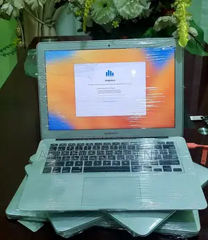 Laptop Apple MacBook Air 2017 8GB Intel Core i5 SSD 256GB