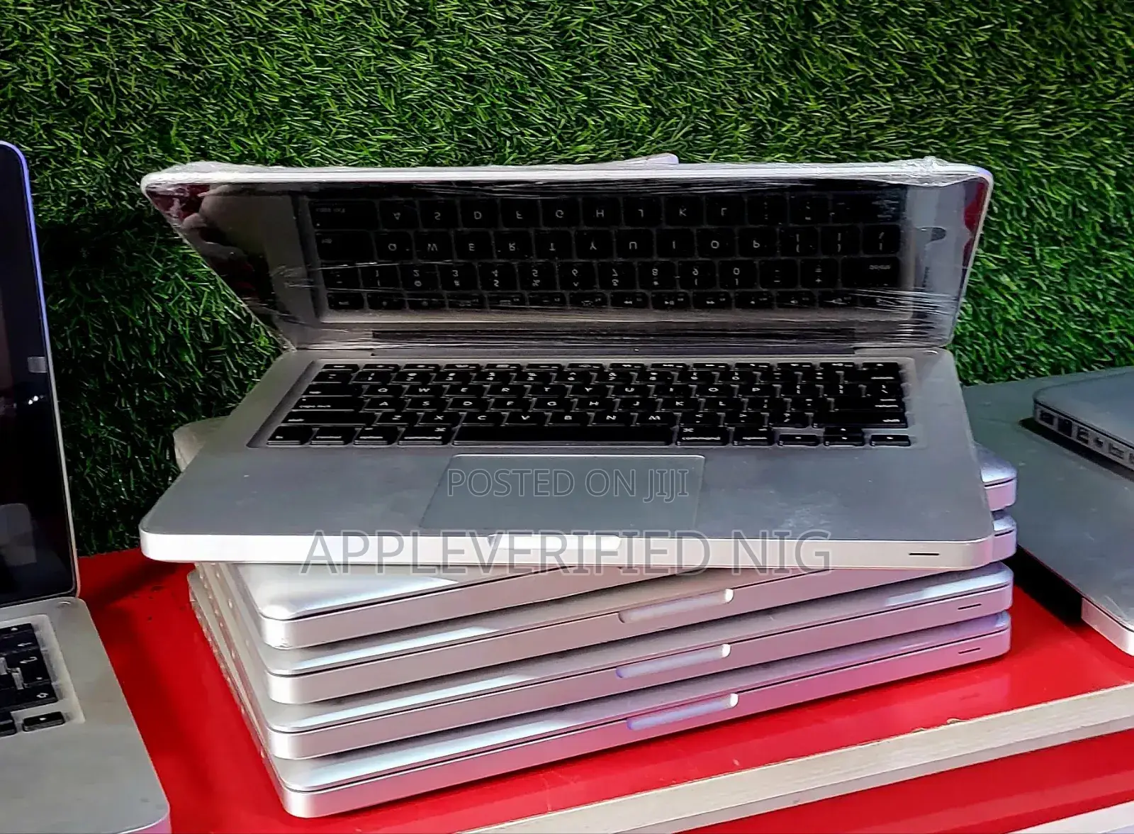 Laptop Apple MacBook Pro 8GB Intel Core i5 SSD 256GB
