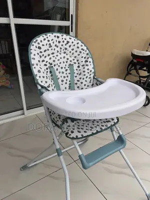 Slim Fold Affordable Feeding High Chair With Cup Holder