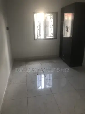 3bdrm Block of Flats in Lugbe Aco for rent