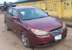 Hyundai Elantra 2008 Red