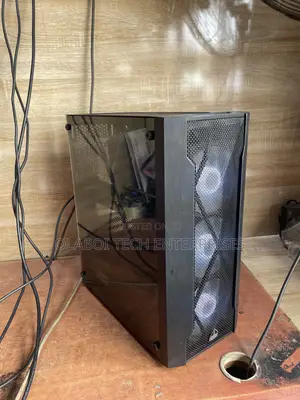 Gigabyte GB-BNi7HG6-1060 32GB Intel Core i7 HDD+SSD 256GB