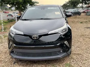 Toyota C-HR XLE Prermium FWD (2.0L 4cyl 2AM) 2018 Black