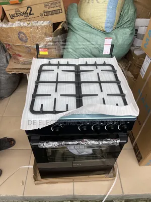 Brand New Maxi 60 by 60 Four Burners Cooker With Oven
