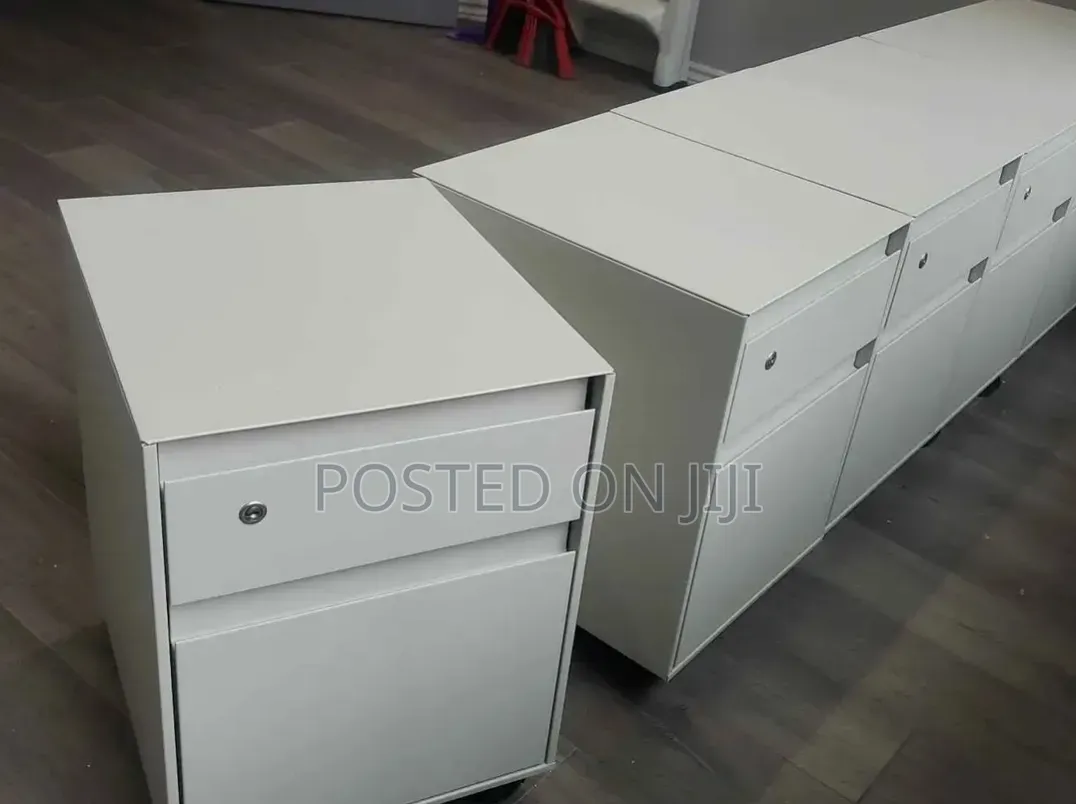 Steelcase FrameOne Workstations (Powered) - 6 Pod - Already Dismantled