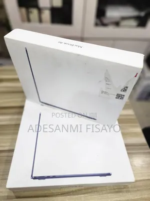 New Laptop Apple MacBook Air 2024 M3 8GB Apple M3 SSD 256GB