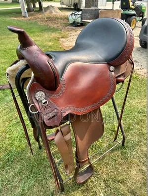 Circle Y Lightweight Saddle