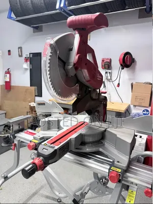 Milwaukee 6955-20 12" Sliding Dual Bevel Compound Miter Saw