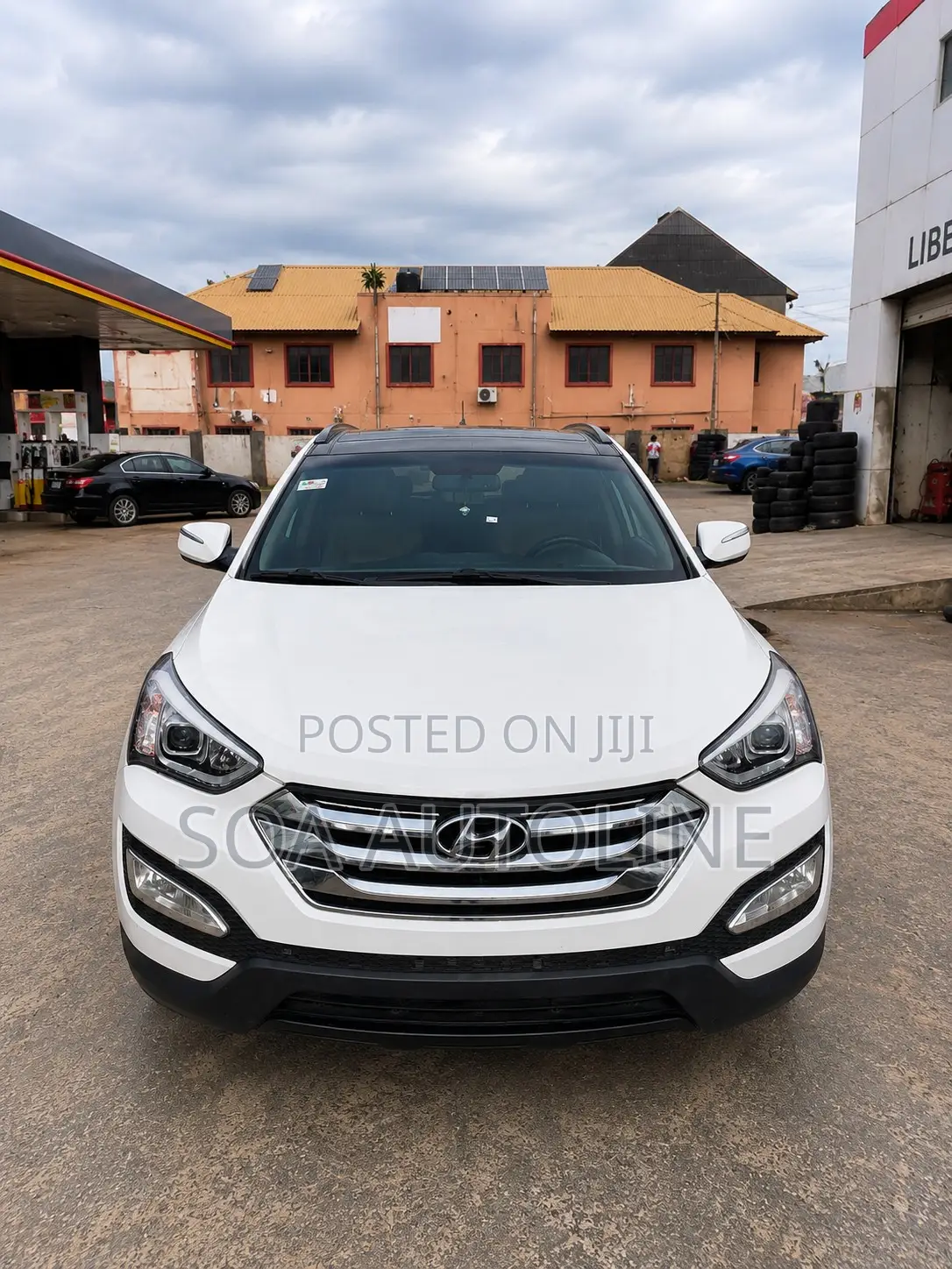Hyundai Santa Fe 2016 White