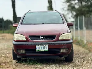 Opel Zafira 2005 Burgundy