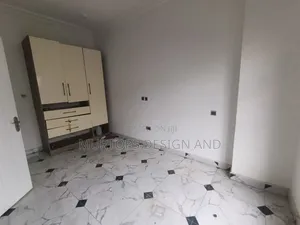 2bdrm Apartment in Chevron for rent