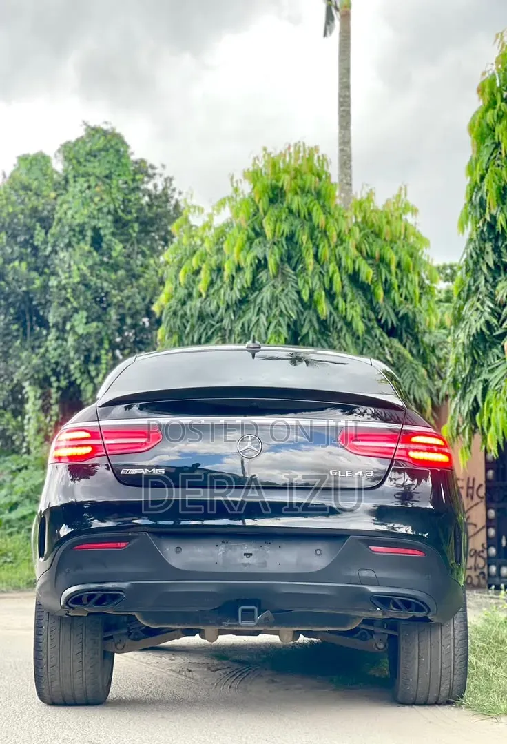 Mercedes-Benz GLE-Class 2019 Black
