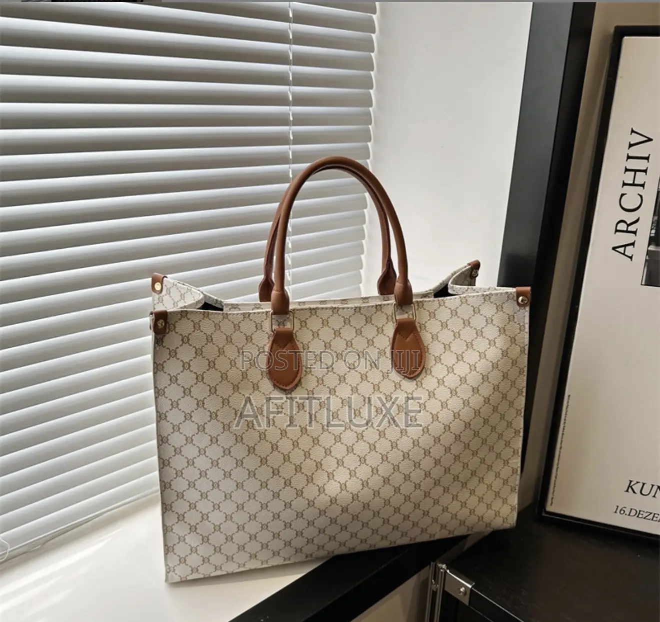 Mediuk Tote Bags