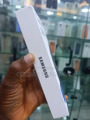 New Samsung Galaxy A37 256 GB Green