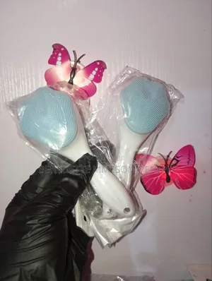 Exfoliating Face Brush