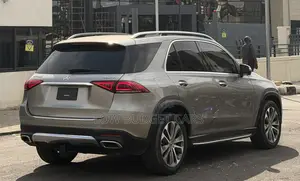Mercedes-Benz GLE-Class 2020 Gold
