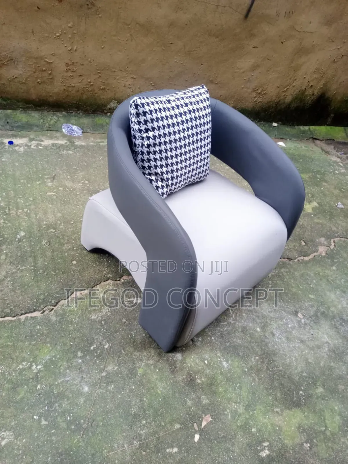 Modern Accent Chairs