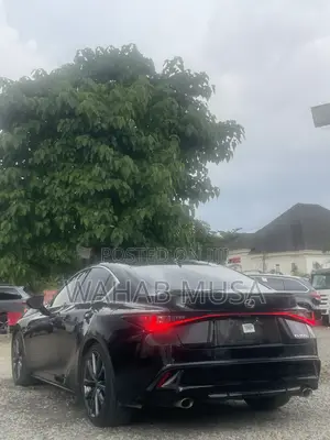 Lexus IS 2023 Black