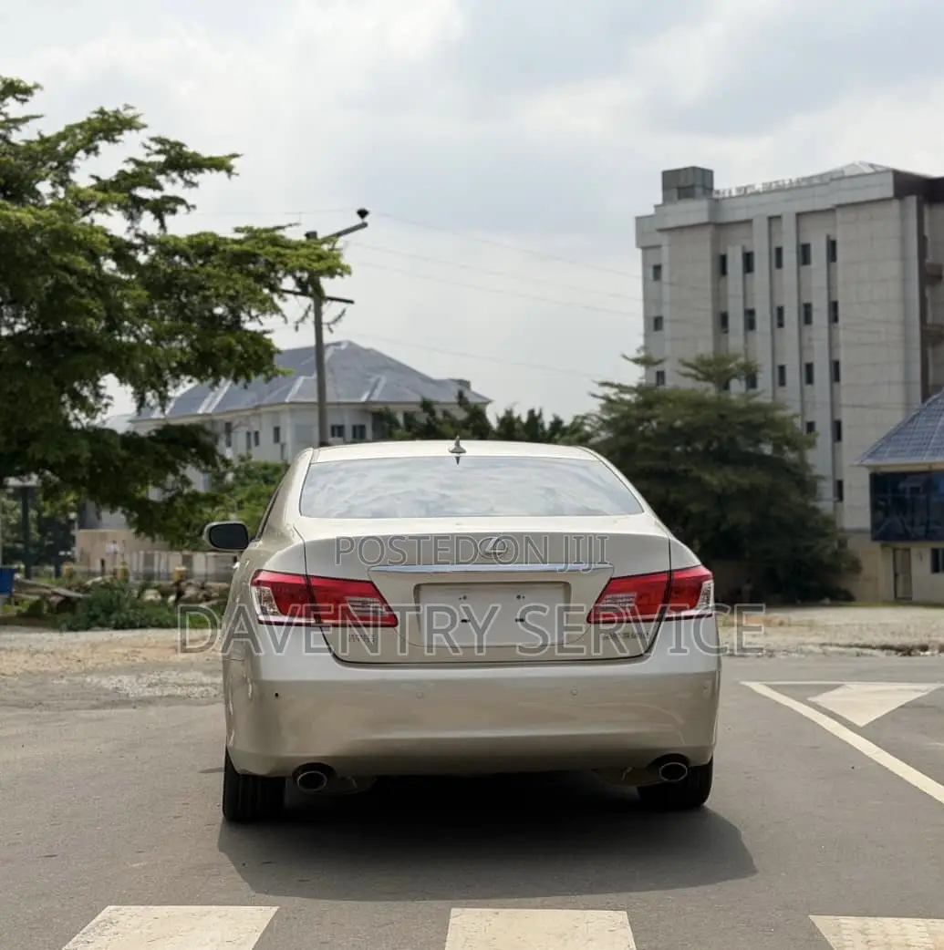 Lexus ES 350 2012
