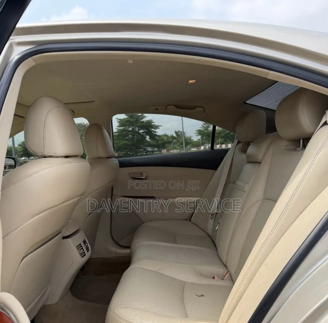 Lexus ES 350 2012