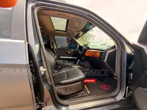 Mercedes-Benz GLK-Class 2010 Black