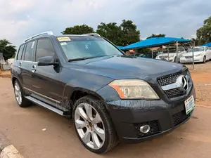 Mercedes-Benz GLK-Class 2010 Black