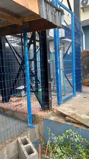 Perimeter Fencing See Through Finger Type