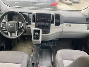 Toyota HiAce 2020 White