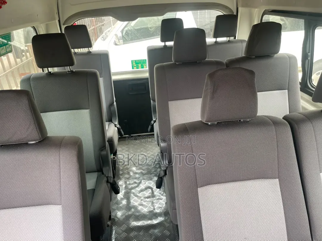 Toyota HiAce 2020 White