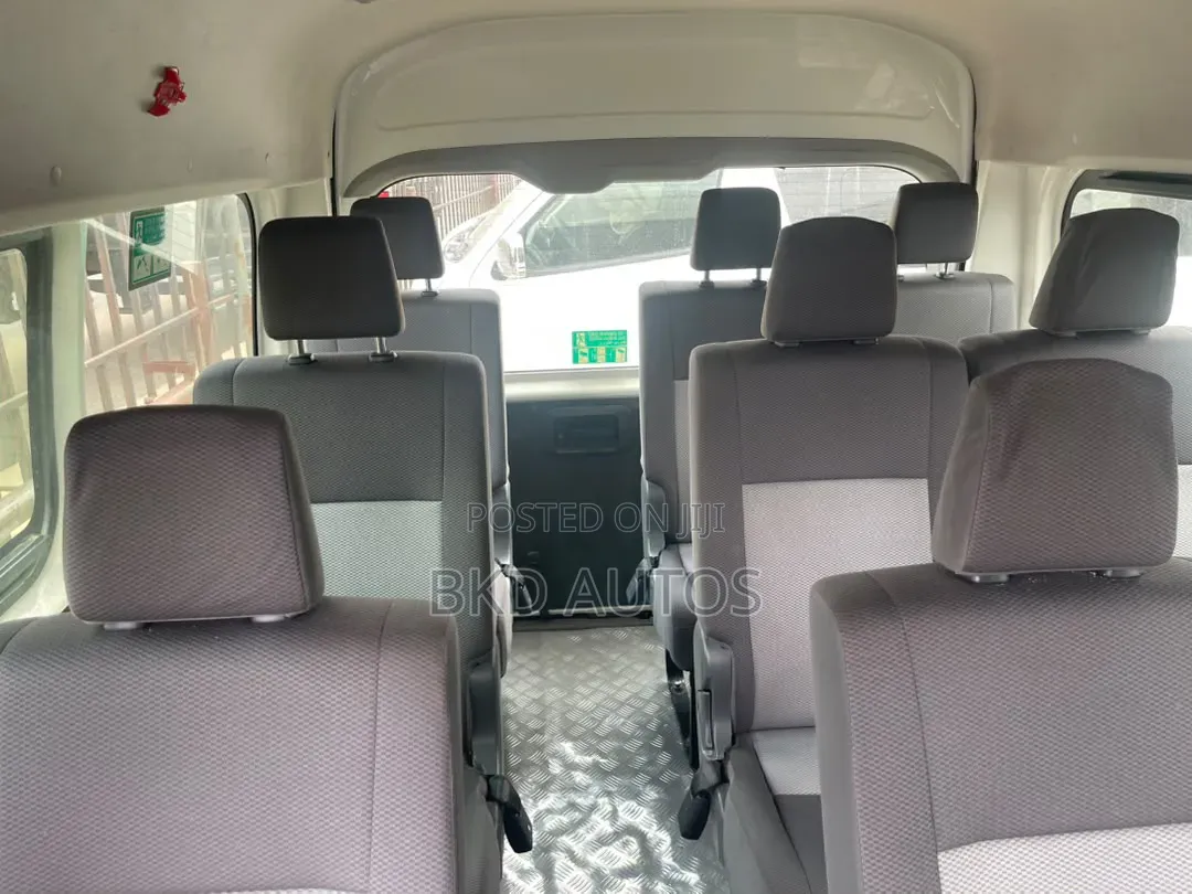 Toyota HiAce 2020 White