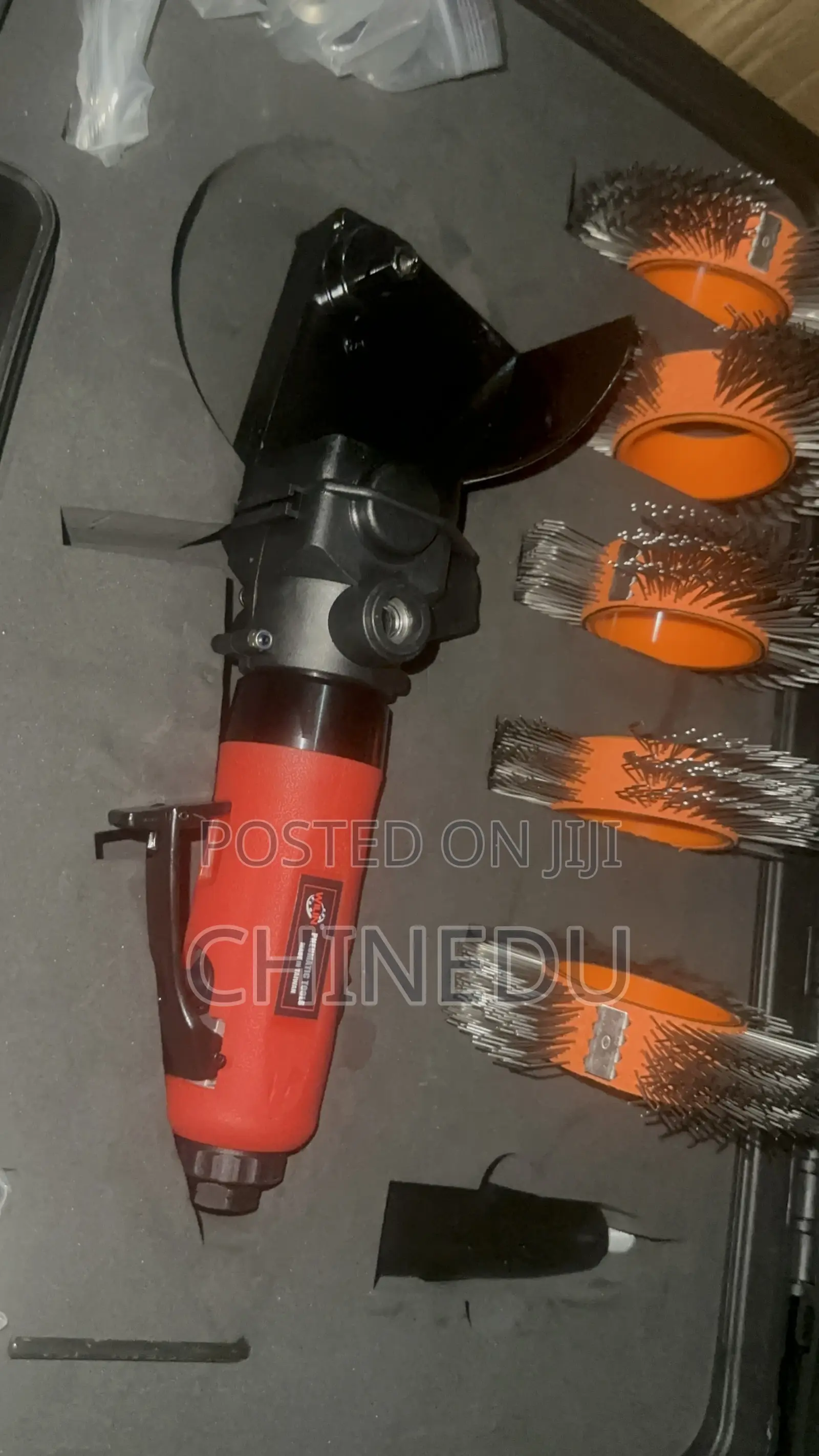 Air Pneumatic Scaler / Rust Removal Tool Kit With Rotary Wire Brush