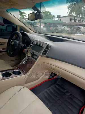 Toyota Venza 2011 Red