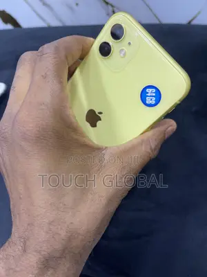 Apple iPhone 11 64 GB Yellow