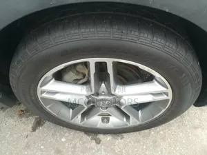 Hyundai Santa Fe SE FWD 2018 Gray