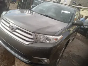 Toyota Highlander 2013 Gray