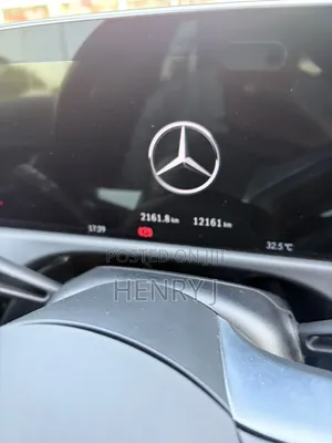 Mercedes-Benz E200 2025 Black
