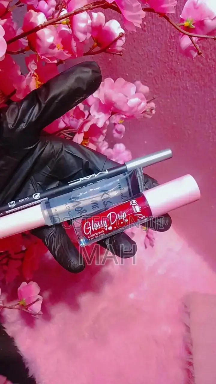 Moisturizing Lip Gloss
