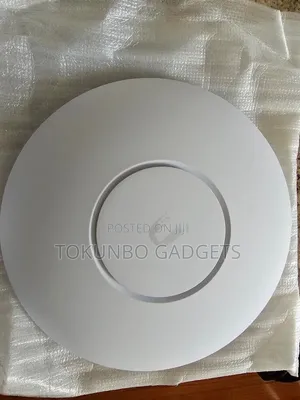 Ubiquiti UniFi HD UAP-AC-HD Dual-Band,Wave 2 Network Access Point