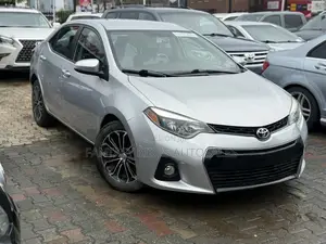 Toyota Corolla S Plus 4dr Sedan (1.8L 4cyl CVT) 2016 Silver