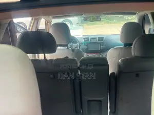 Toyota Highlander 2010 Gray