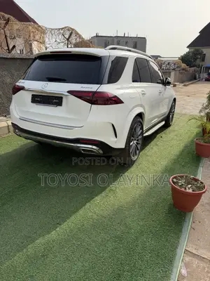 Mercedes-Benz GLE-Class GLE 450 4MATIC 2023 White
