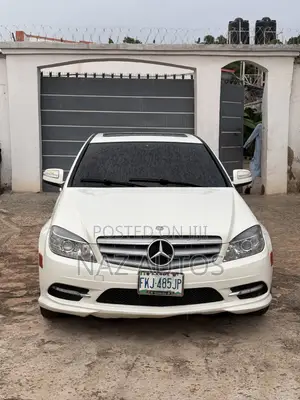 Mercedes-Benz C300 2010 White