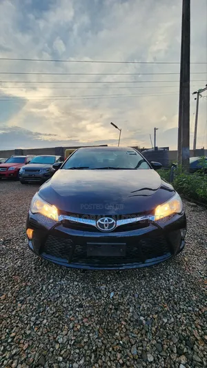 Toyota Camry SE 4dr Sedan (2.5L 4cyl 6A) 2016 Black