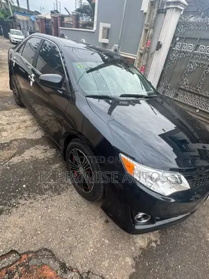 Toyota Camry SE 4dr Sedan (2.5L 4cyl 6A) 2014 Black