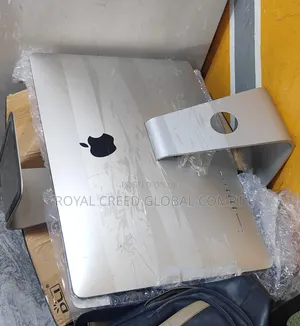 Desktop Computer Apple iMac 8GB Intel Core i5 HDD 1T
