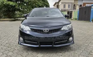 Toyota Camry SE 4dr Sedan (2.5L 4cyl 6A) 2013 Black